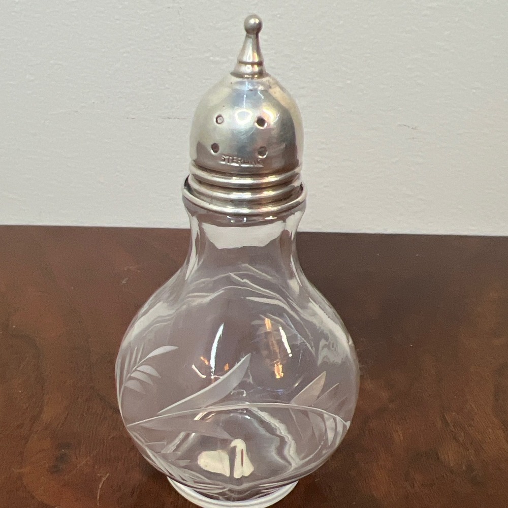 One Replacement Western Germany Salt Pepper Shaker Etched‎ Glass Sterling Top